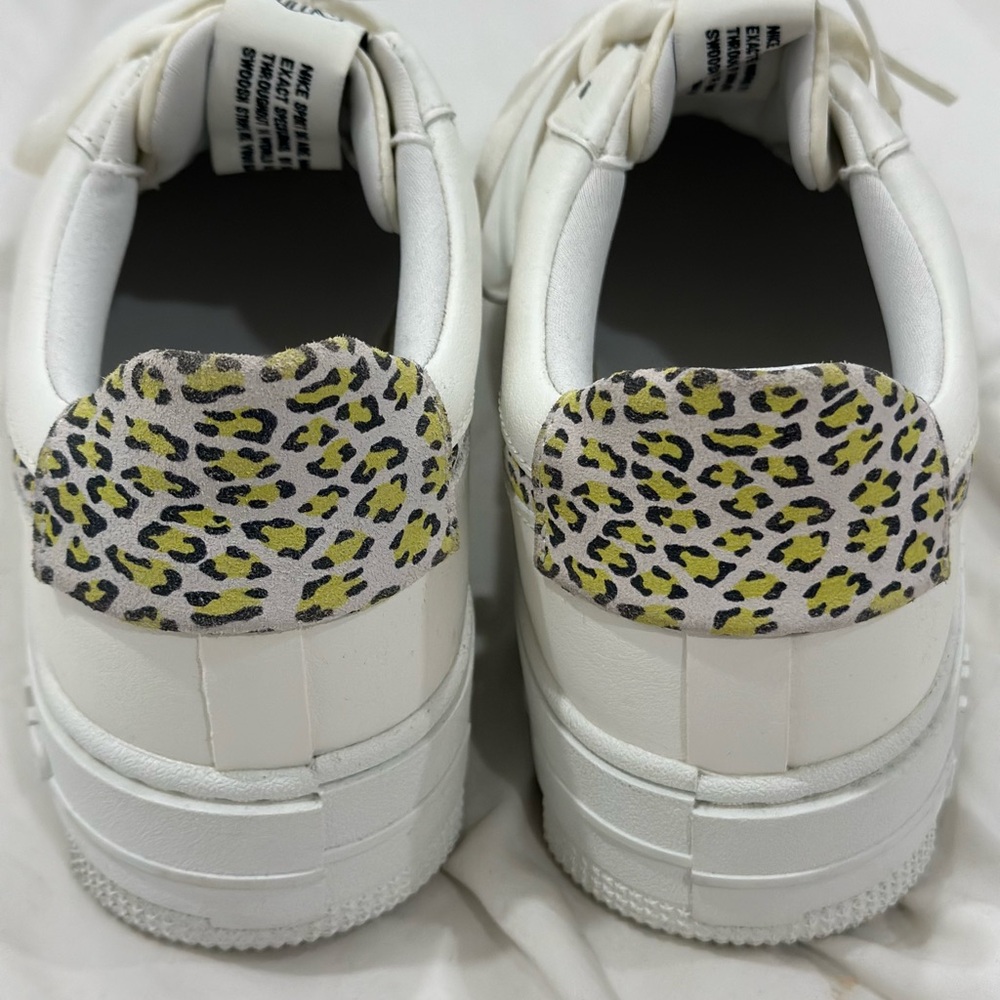 Women’s Air Force 1 Pixel SE Leopard - Picture 5 of 9